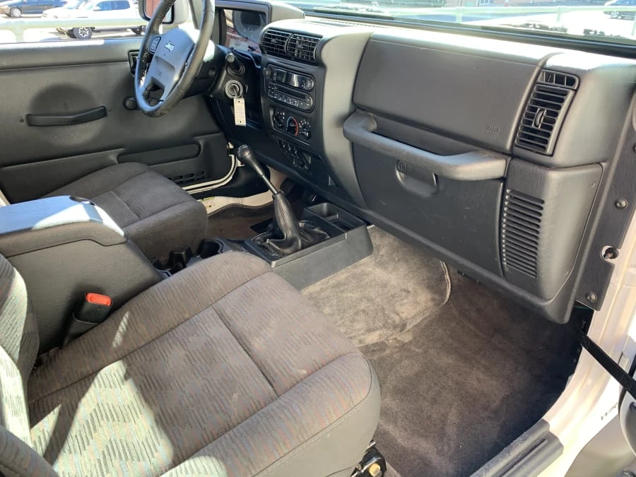 2005 Jeep TJ Wrangler - Image 5 of 7