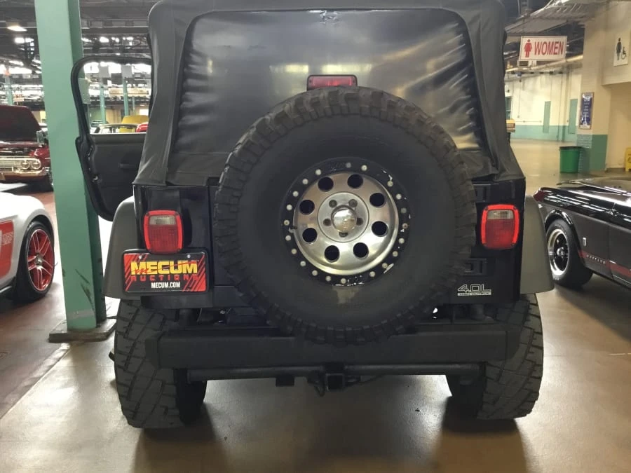 2005 Jeep TJ Wrangler - Image 5 of 6