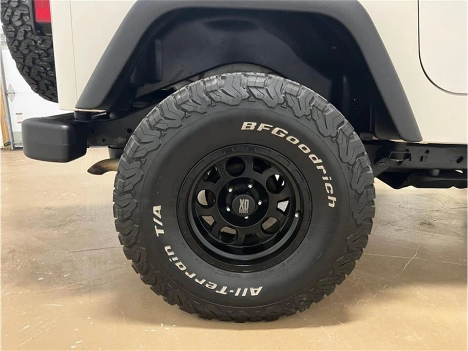 2005 Jeep TJ Wrangler - Image 28 of 31