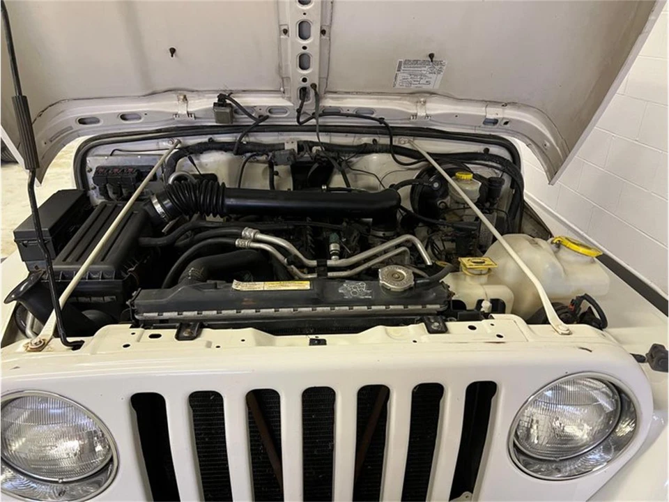 2005 Jeep TJ Wrangler - Image 30 of 31
