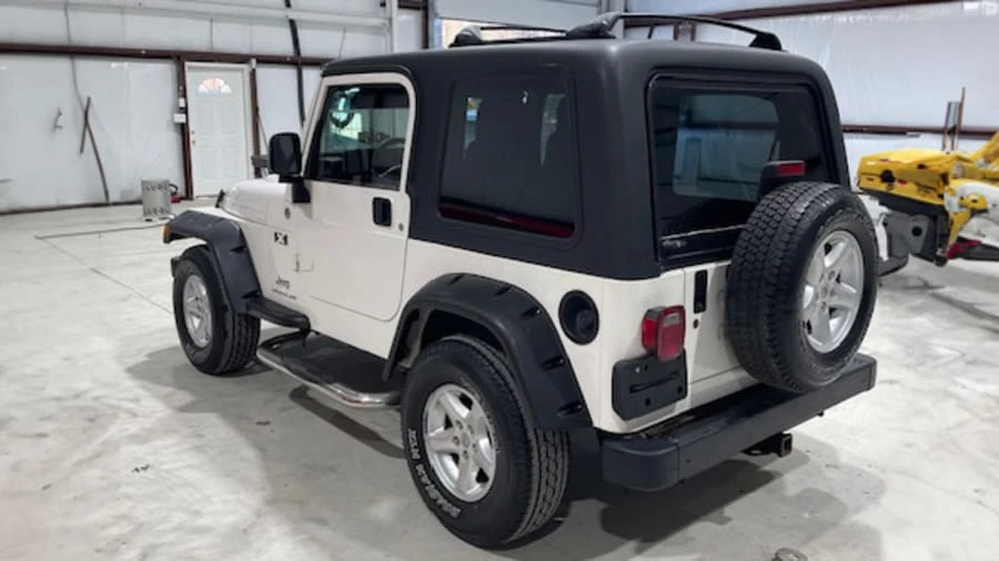 2005 Jeep TJ Wrangler - Image 8 of 26