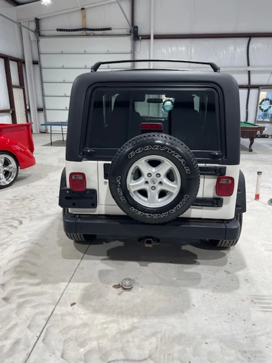 2005 Jeep TJ Wrangler - Image 9 of 26