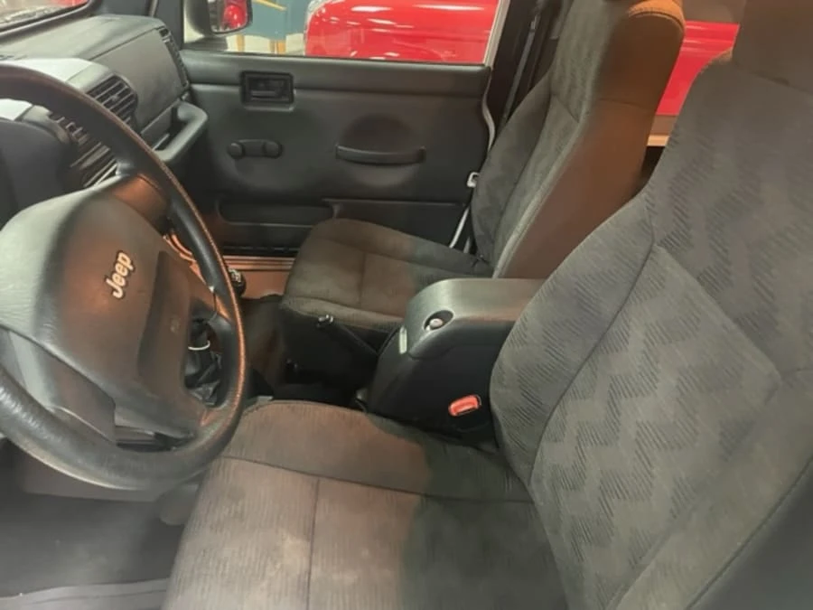 2005 Jeep TJ Wrangler - Image 21 of 26