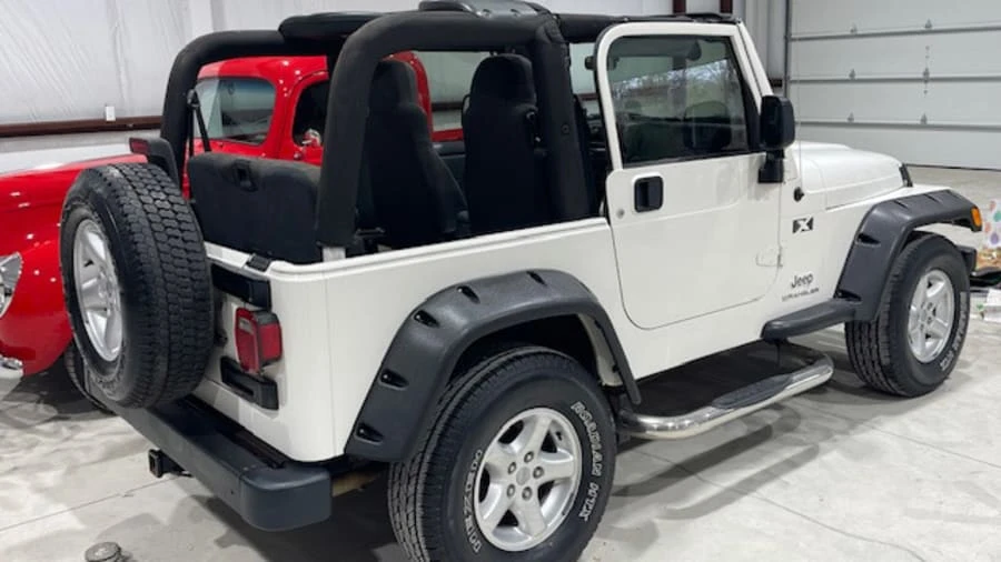 2005 Jeep TJ Wrangler - Image 15 of 26
