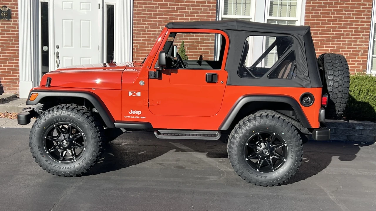 2005 Jeep TJ Wrangler - Image 2 of 8