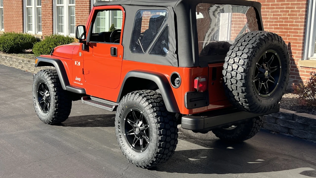2005 Jeep TJ Wrangler - Image 3 of 8