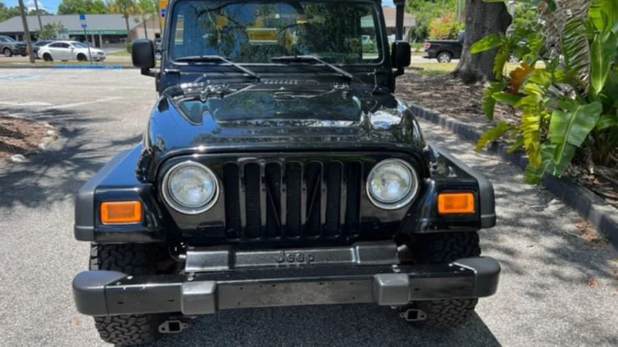2005 Jeep TJ Wrangler - Image 8 of 9