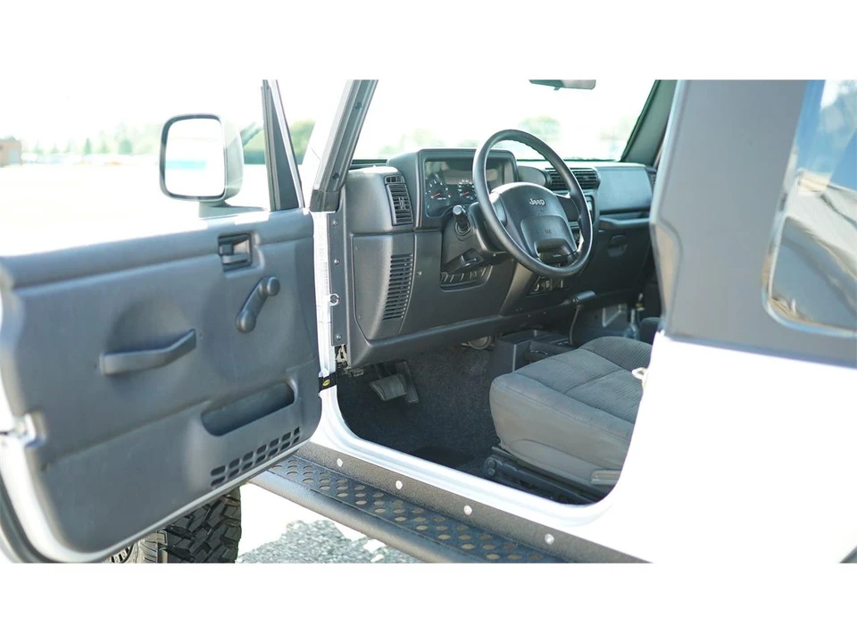 2005 Jeep TJ Wrangler - Image 10 of 22