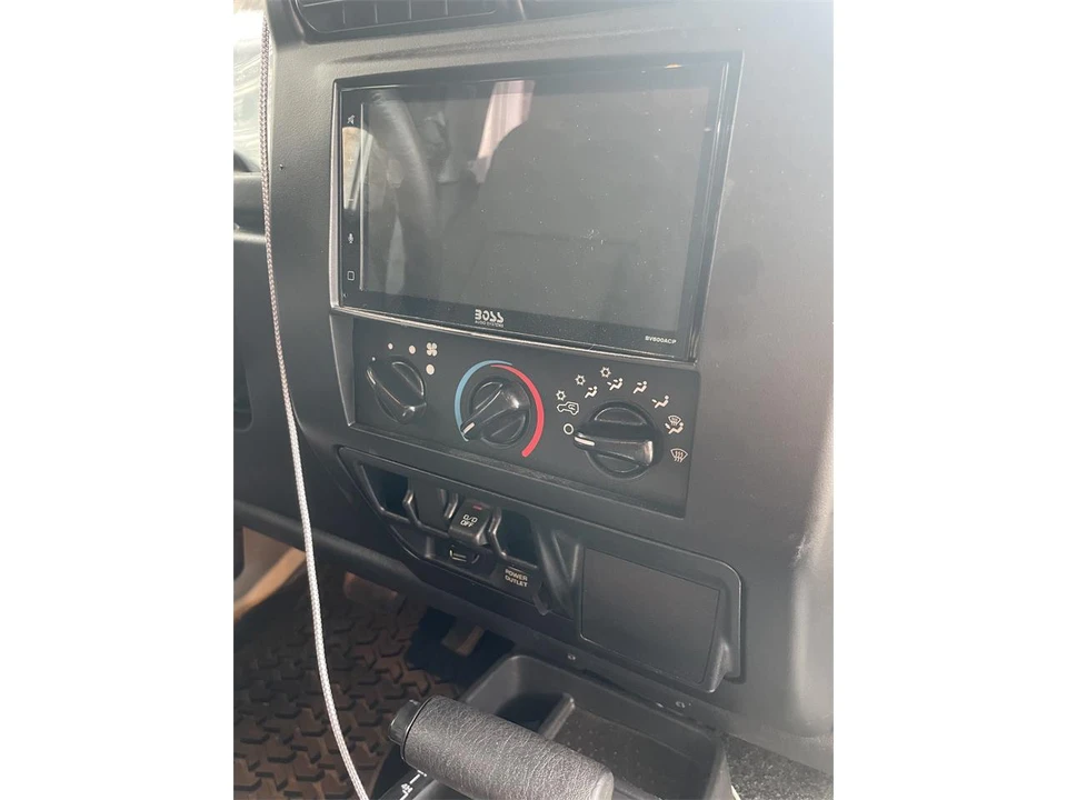 2005 Jeep TJ Wrangler - Image 11 of 22