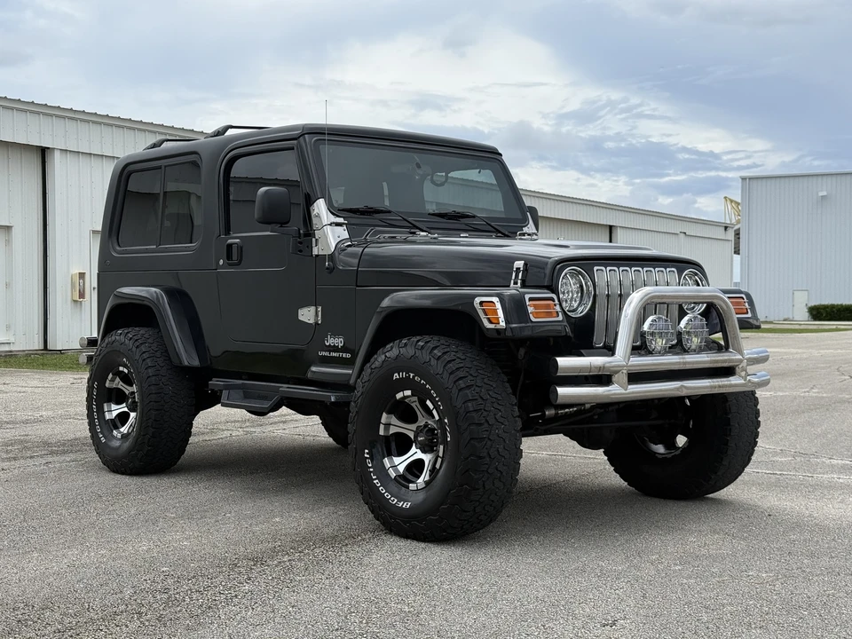 2005 Jeep TJ Wrangler - Image 12 of 31