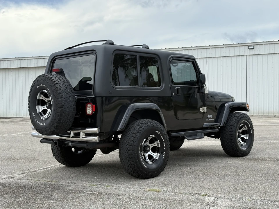 2005 Jeep TJ Wrangler - Image 10 of 31