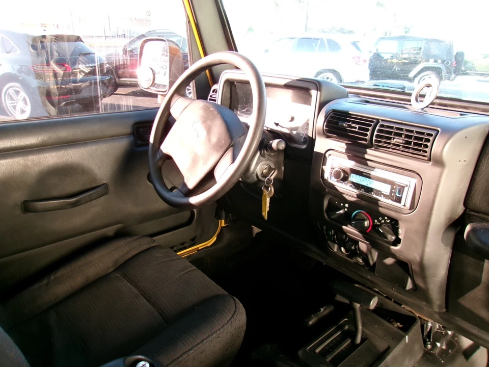 2005 Jeep TJ Wrangler - Image 17 of 20