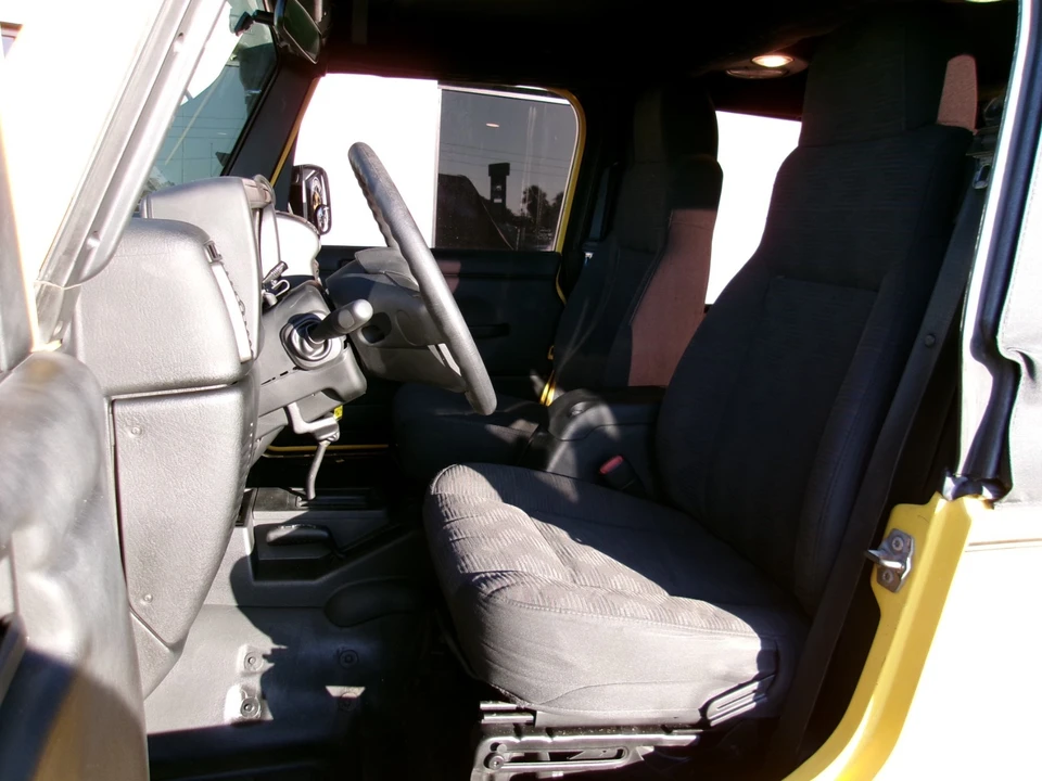 2005 Jeep TJ Wrangler - Image 15 of 20