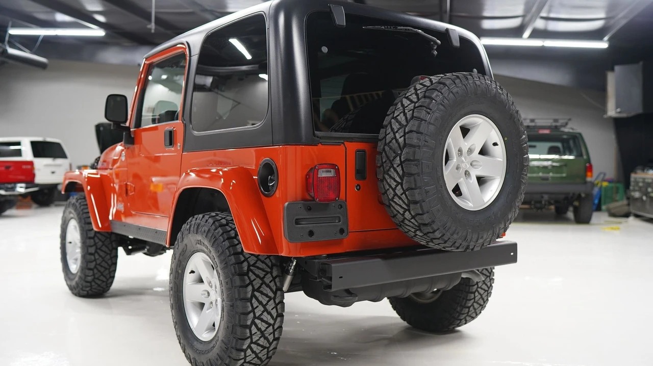 2005 Jeep TJ Wrangler - Image 9 of 23
