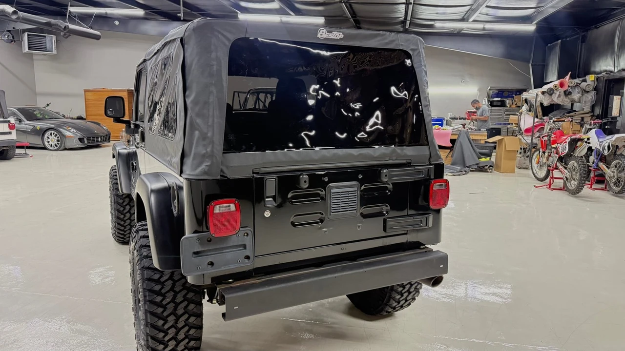 2005 Jeep TJ Wrangler - Image 8 of 24