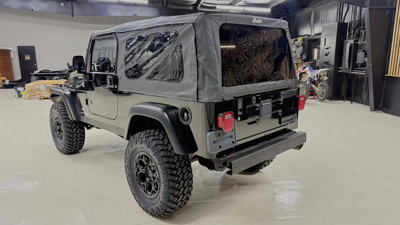 2005 Jeep TJ Wrangler - Image 7 of 24