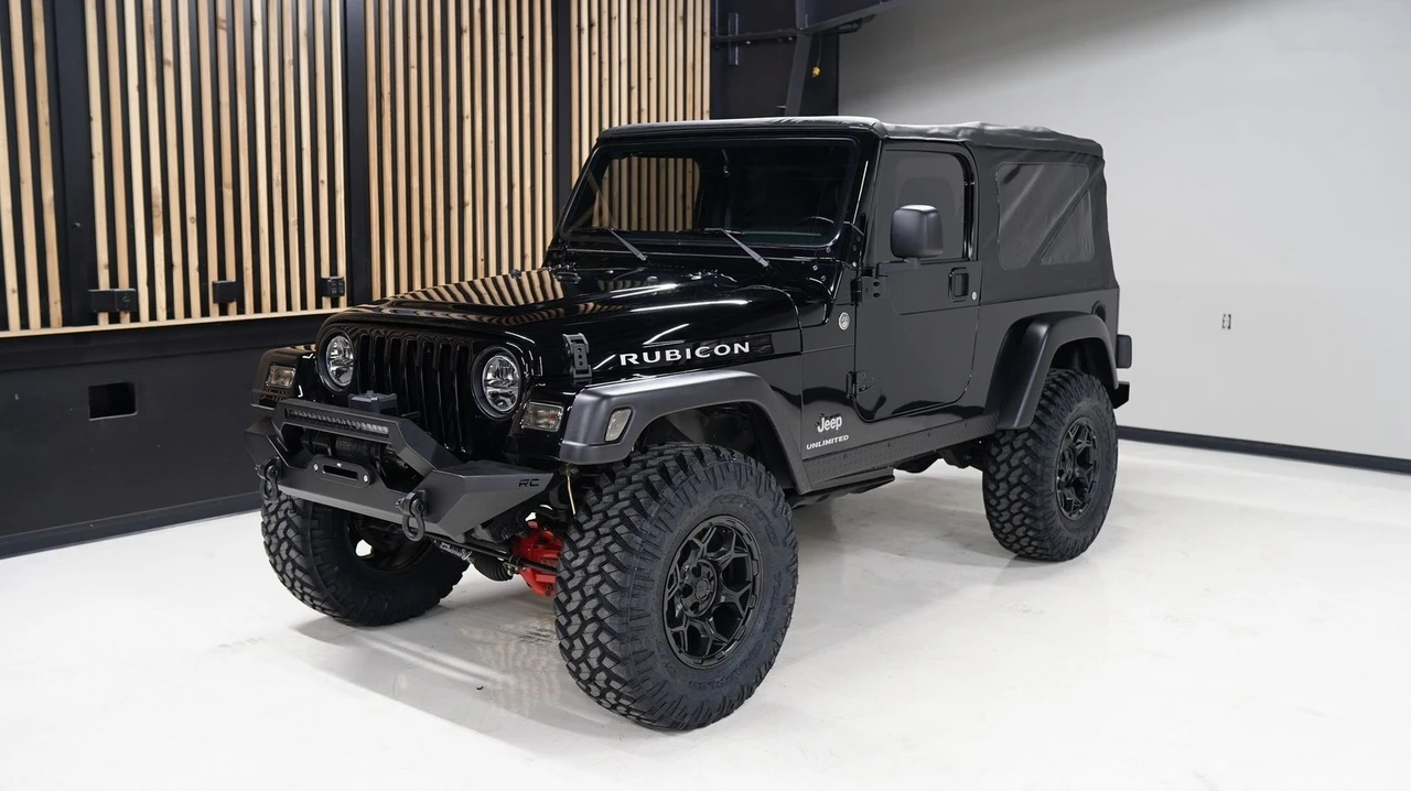2005 Jeep TJ Wrangler - Image 2 of 13