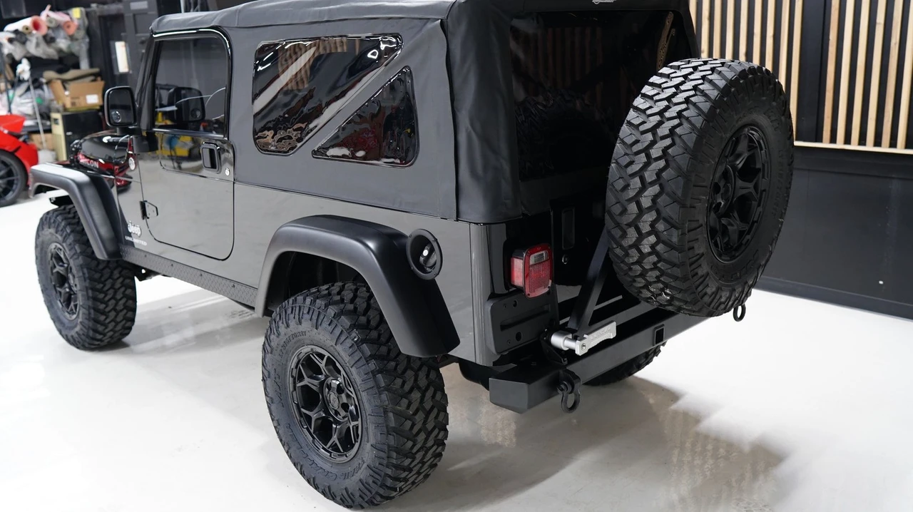 2005 Jeep TJ Wrangler - Image 6 of 13