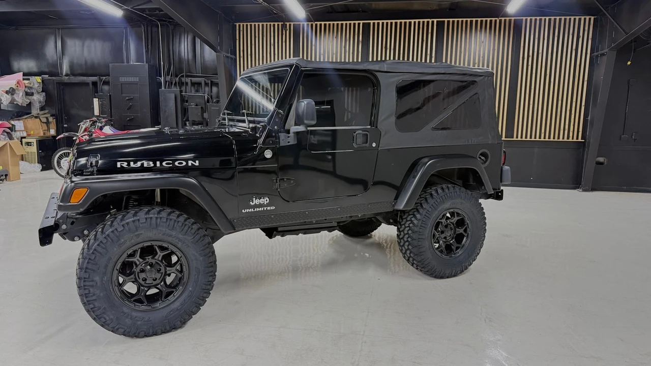 2005 Jeep TJ Wrangler - Image 5 of 24