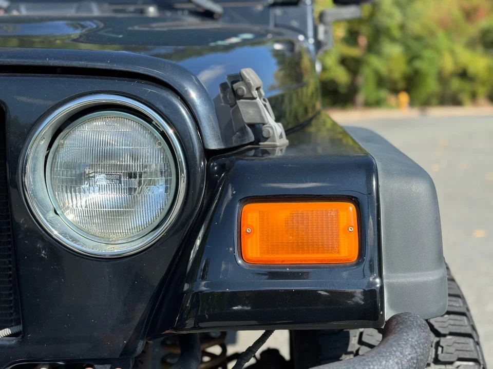 2005 Jeep TJ Wrangler - Image 19 of 21