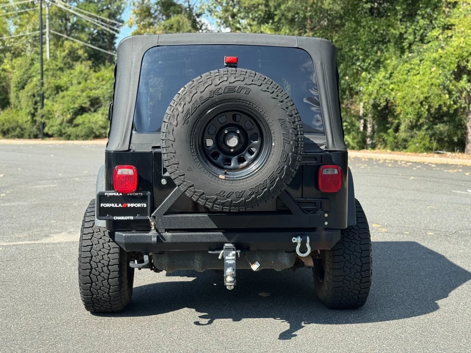2005 Jeep TJ Wrangler - Image 10 of 12