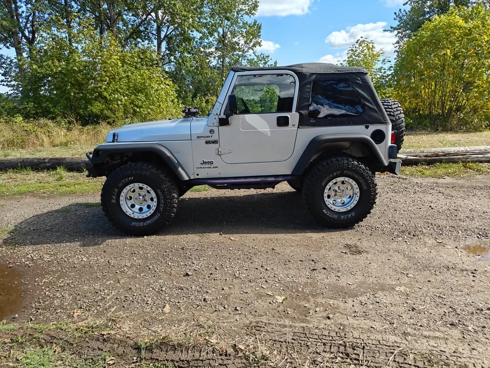 2005 Jeep TJ Wrangler - Image 2 of 16