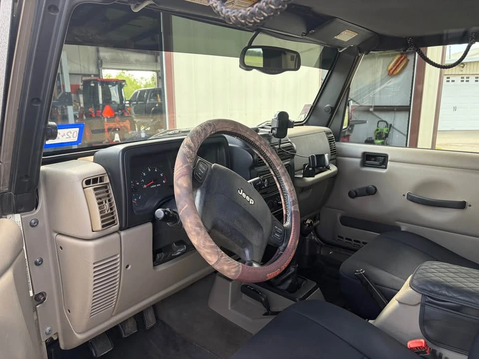 2005 Jeep TJ Wrangler - Image 6 of 16