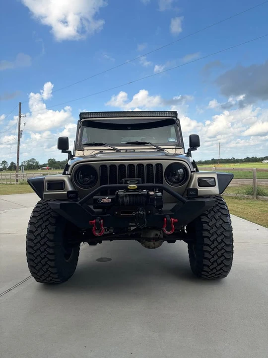 2005 Jeep TJ Wrangler - Image 2 of 16