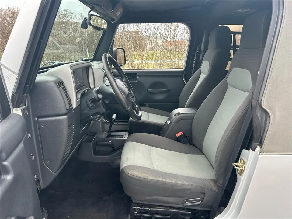 2005 Jeep TJ Wrangler - Image 8 of 21