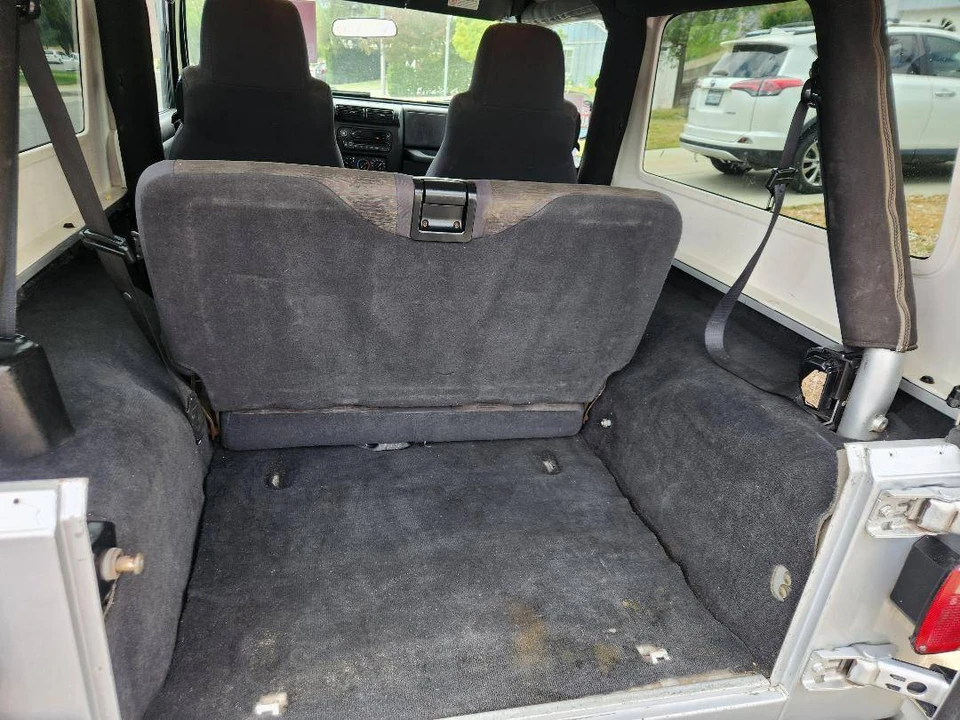 2005 Jeep TJ Wrangler - Image 13 of 14