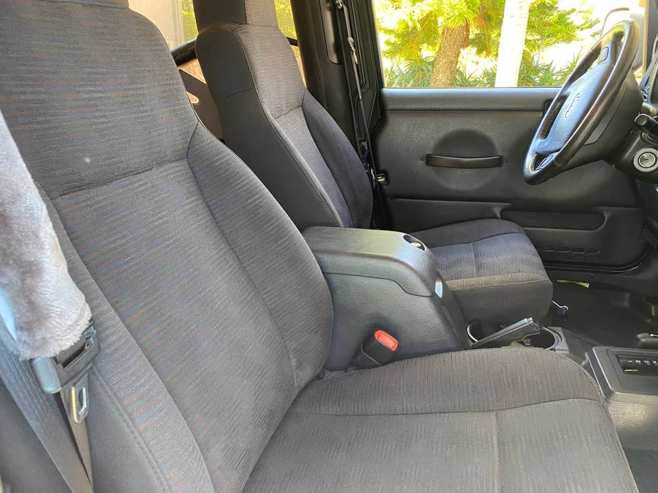 2005 Jeep TJ Wrangler - Image 5 of 10
