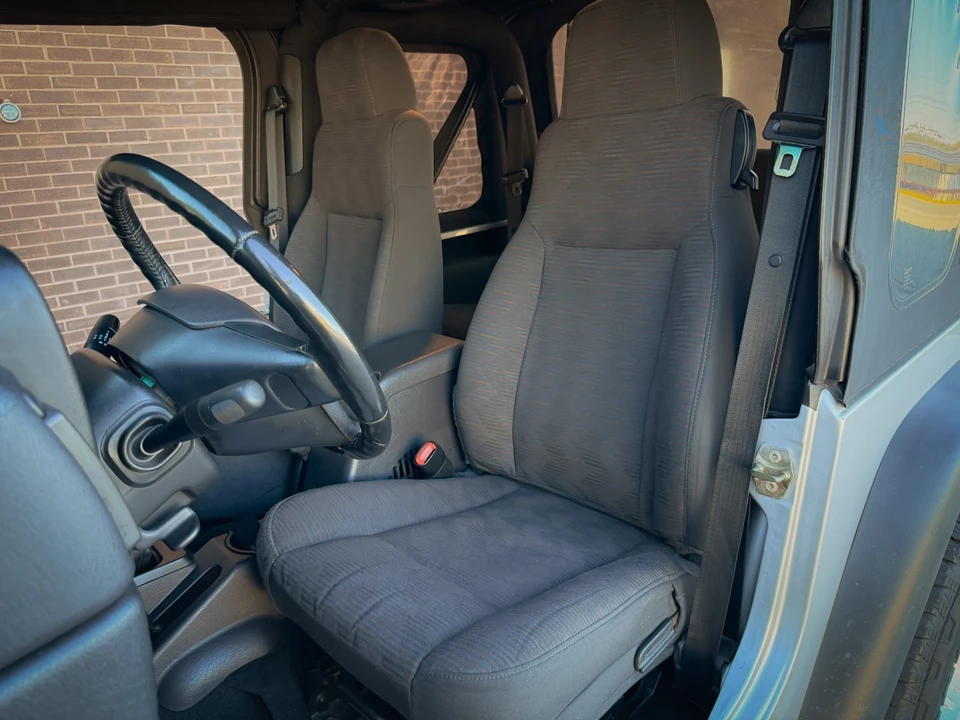 2005 Jeep TJ Wrangler - Image 18 of 21