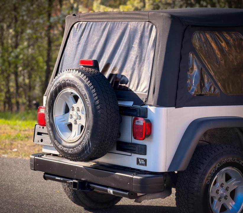 2005 Jeep TJ Wrangler - Image 11 of 21