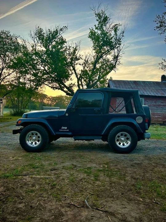 2005 Jeep TJ Wrangler - Image 9 of 11