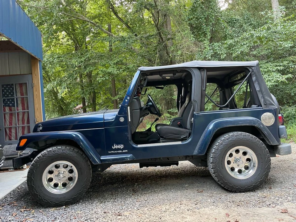 2005 Jeep TJ Wrangler - Image 4 of 11