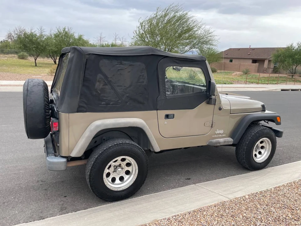 2005 Jeep TJ Wrangler - Image 2 of 5