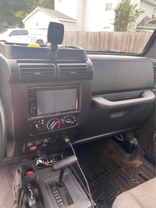 2005 Jeep TJ Wrangler - Image 10 of 13