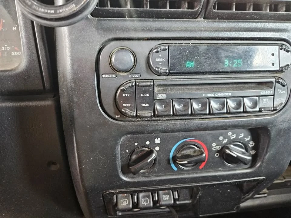 2005 Jeep TJ Wrangler - Image 10 of 10