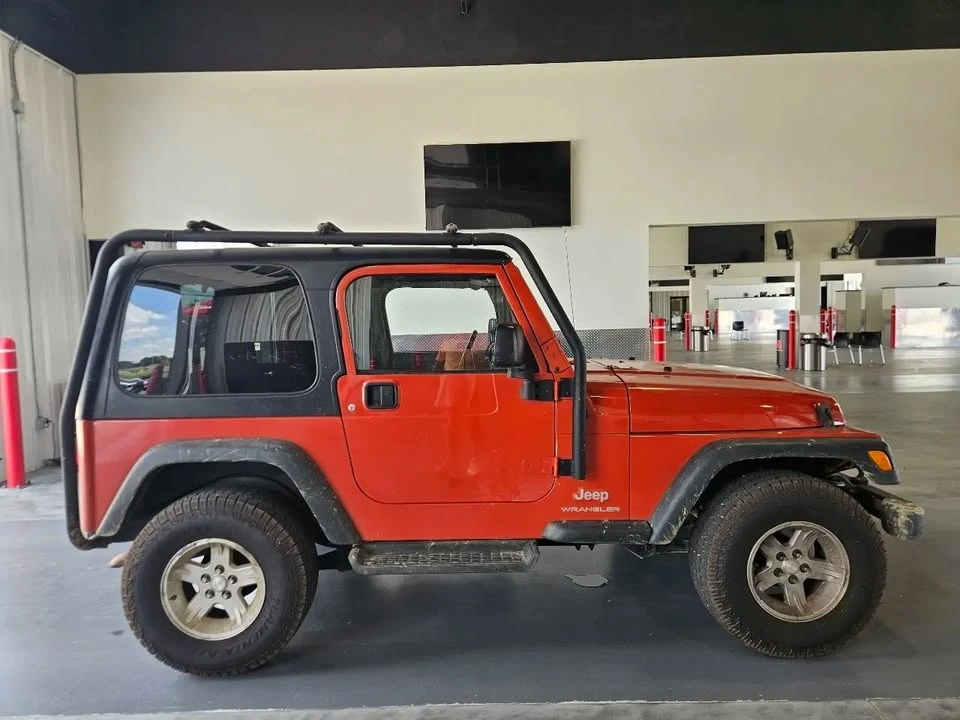 2005 Jeep TJ Wrangler - Image 3 of 10