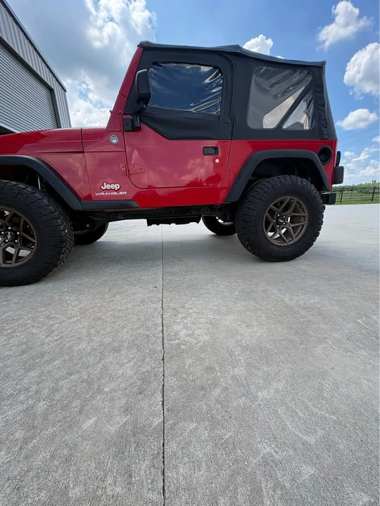 2005 Jeep TJ Wrangler - Image 10 of 17