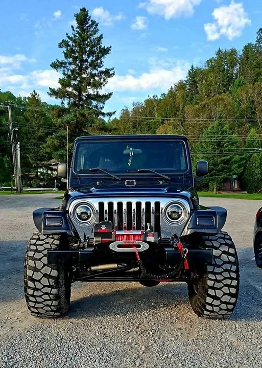 2005 Jeep TJ Wrangler - Image 3 of 3