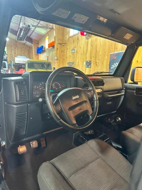 2005 Jeep TJ Wrangler - Image 8 of 9
