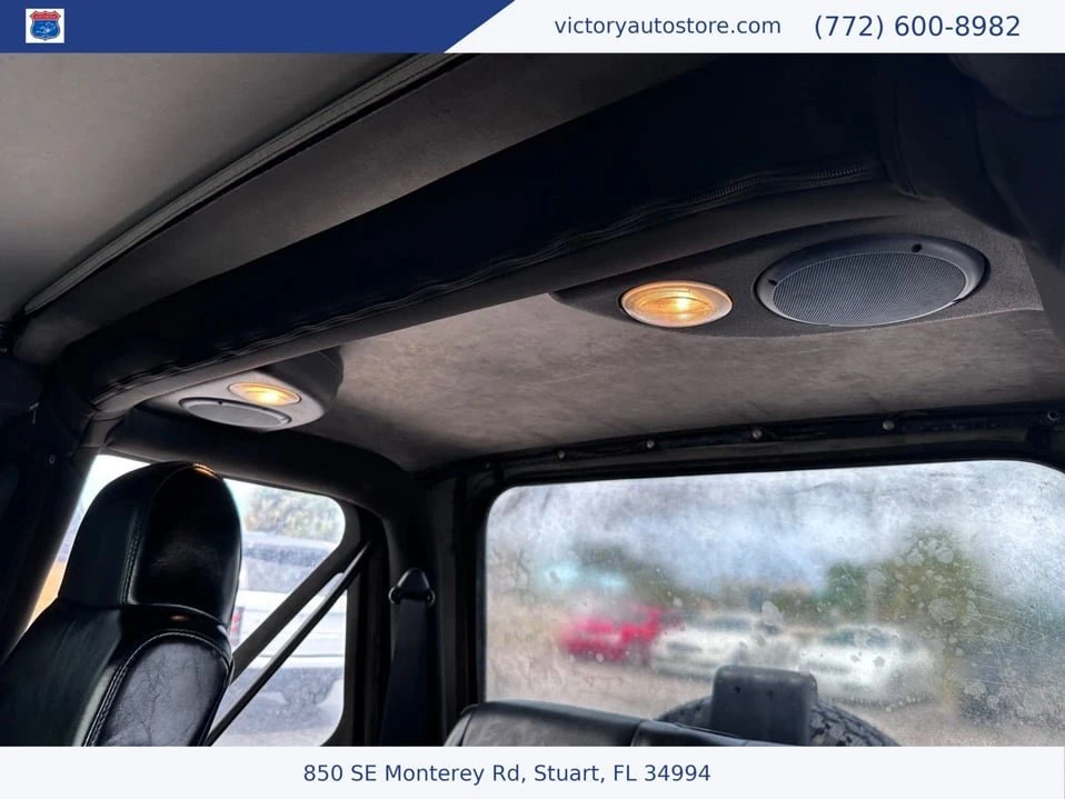 2005 Jeep TJ Wrangler - Image 16 of 20