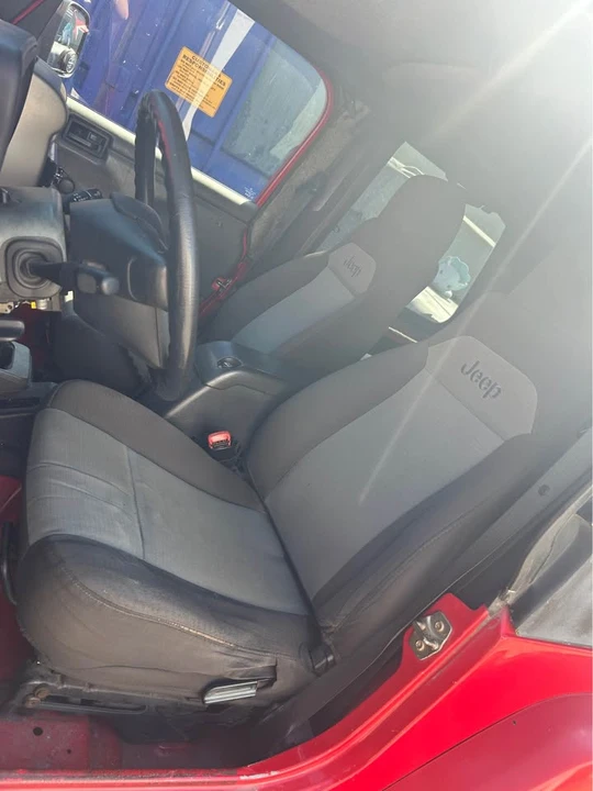 2005 Jeep TJ Wrangler - Image 6 of 8