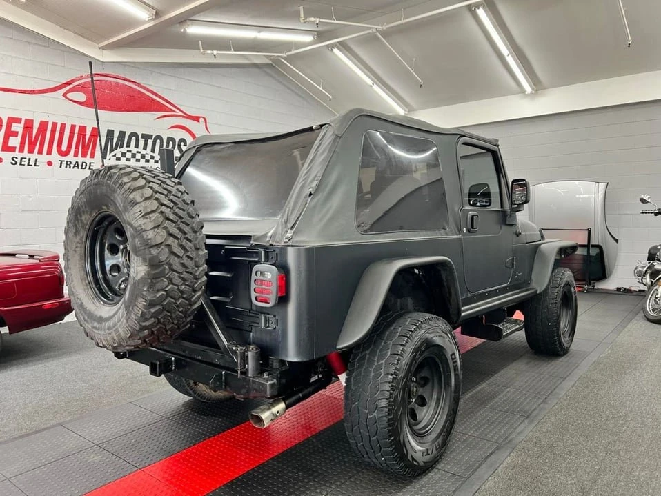 2005 Jeep TJ Wrangler - Image 9 of 20