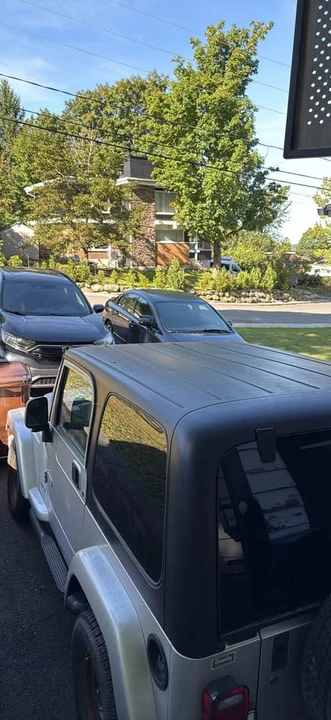 2005 Jeep TJ Wrangler - Image 3 of 4