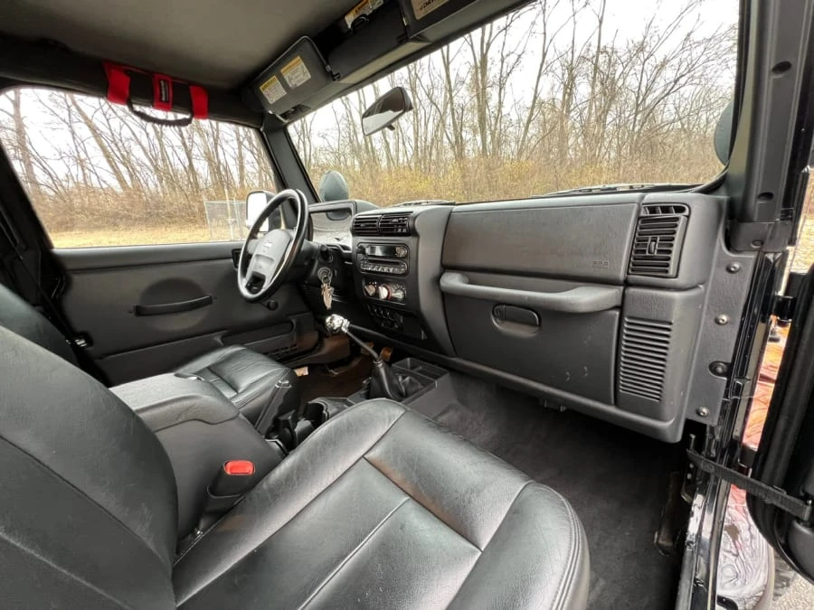 2005 Jeep TJ Wrangler - Image 11 of 16