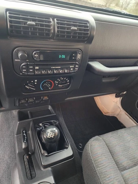 2005 Jeep TJ Wrangler - Image 12 of 23
