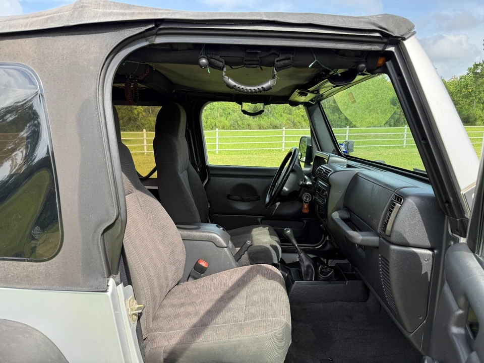 2005 Jeep TJ Wrangler - Image 9 of 25