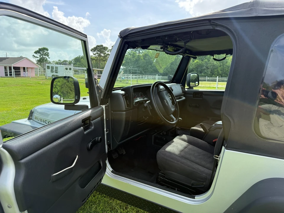 2005 Jeep TJ Wrangler - Image 16 of 25